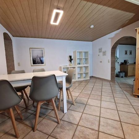 Grosszuegige Ferienwohnung 4+1 P. Büttelborn Екстериор снимка